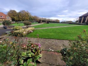 Photo 28- click for photo gallery